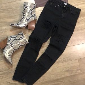 Black shredded high waisted jeans